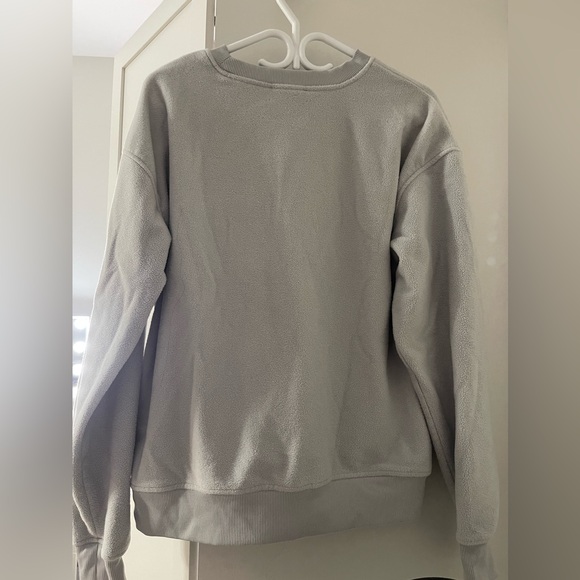 GREY FLEECE CREW - Picture 3 of 3